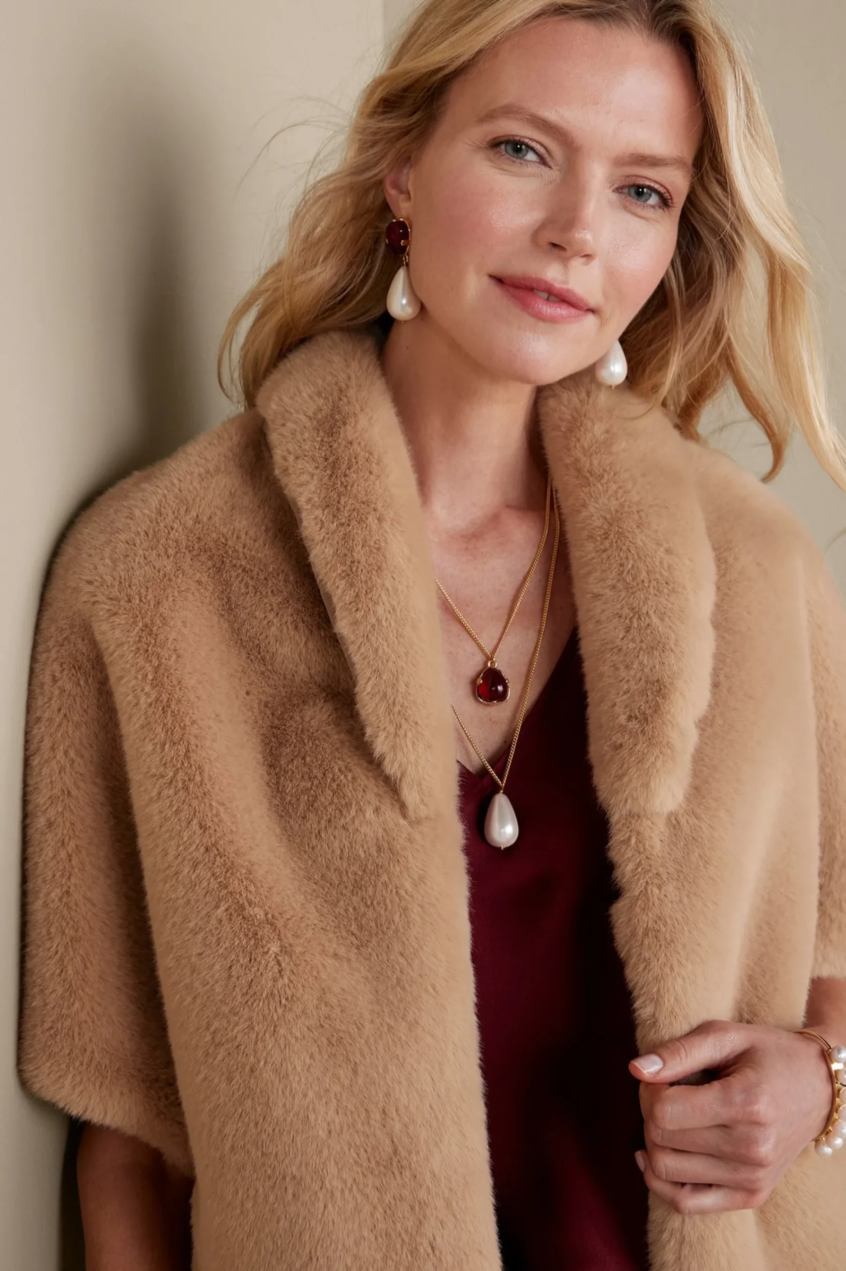 Soft Surroundings Anastasia Faux Fur Capelet> Scarves & Wraps