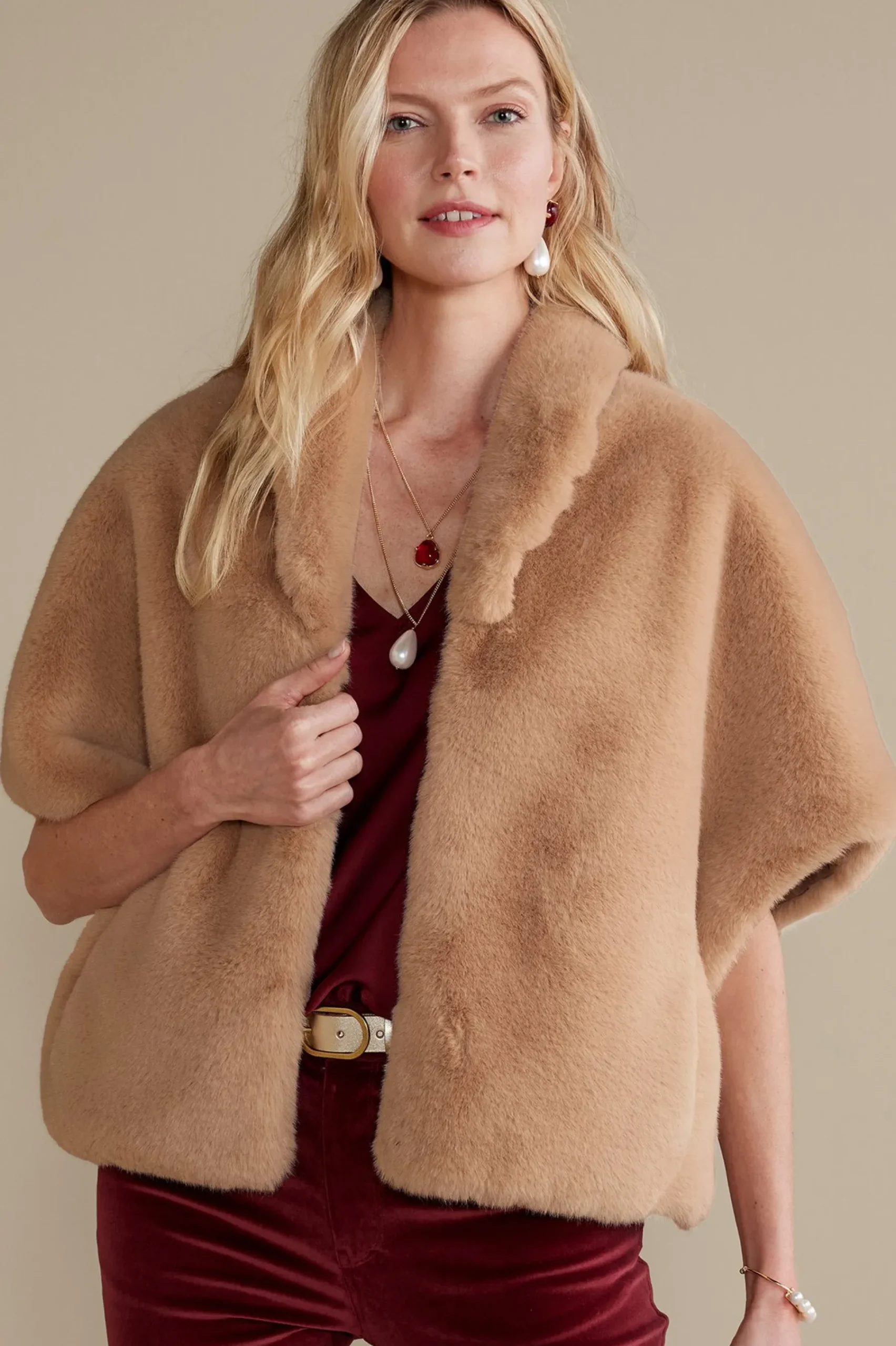 Soft Surroundings Anastasia Faux Fur Capelet> Scarves & Wraps