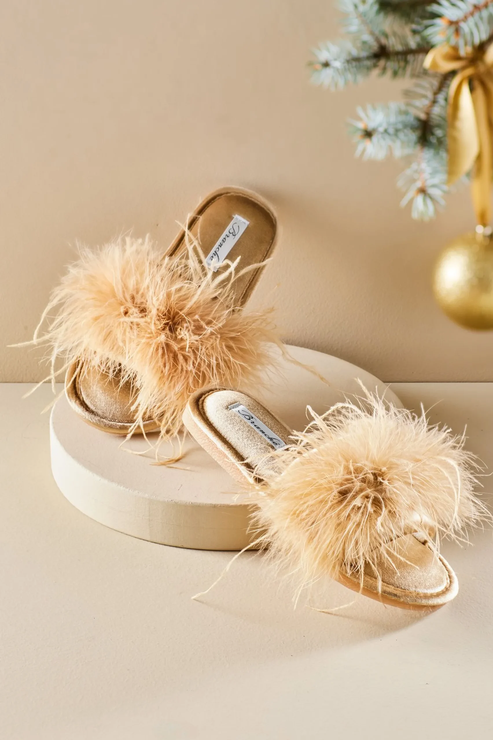 Soft Surroundings Branche Kiki Feather Slipper> socks & slippers