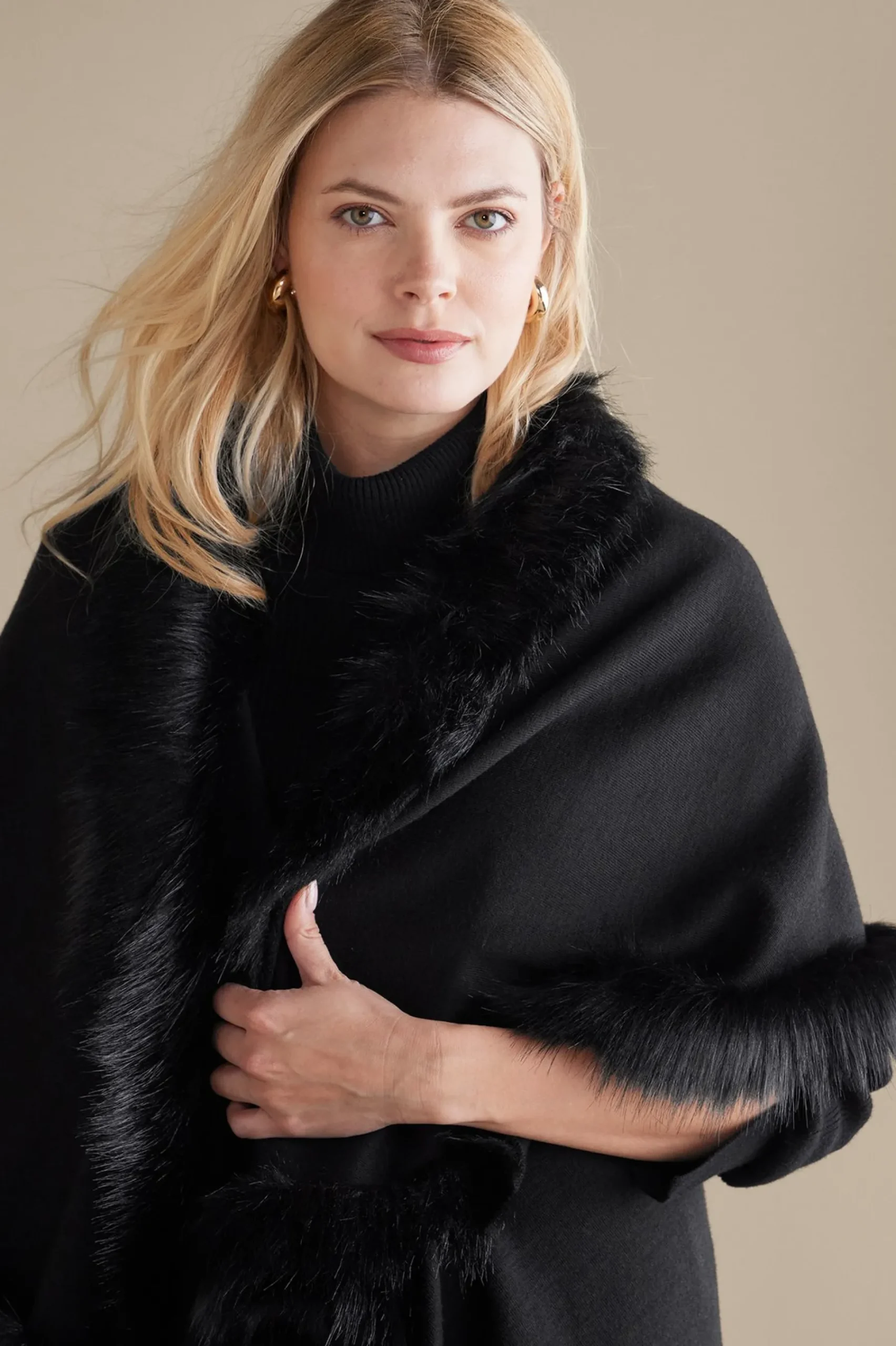 Soft Surroundings Kamaria Wrap> Scarves & Wraps