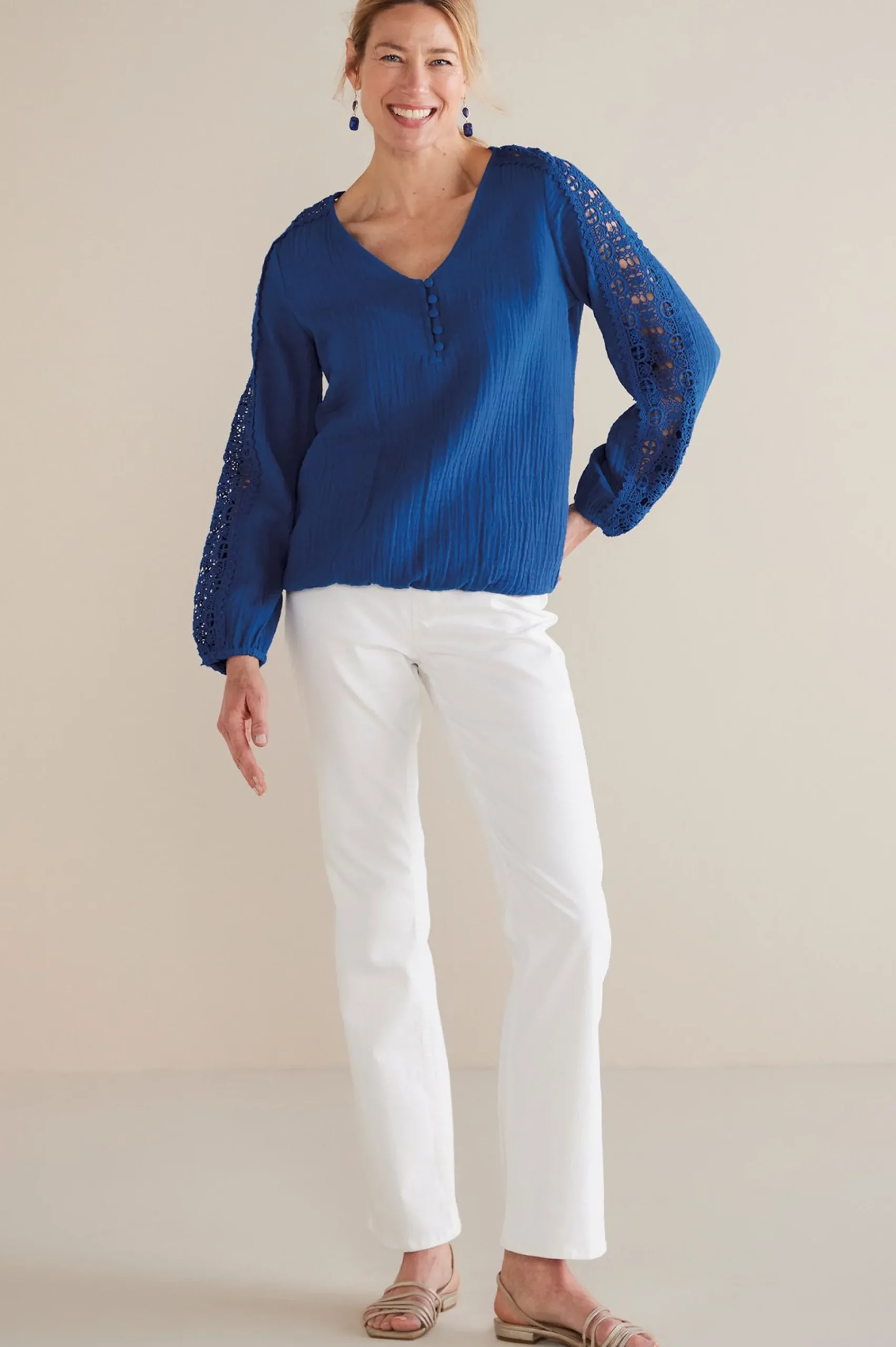 Soft Surroundings Petites Melinda Gauze & Crochet Top> Feminine Flourish|Into The Blues